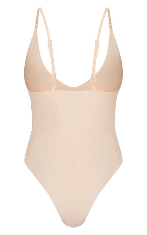 fd0d7a73e4bf647c25e06d64e9530acb988108fc_CNM0016_6_stone_low_scoop_basic_swimsuit