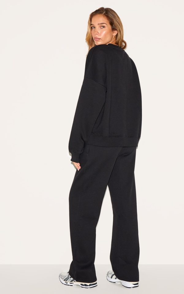 fd1ba09a002f40840242cbe8767c492a3b10a9ad_CNL8051_2_black_oversized_sweatshirt_tracksuit_set-1