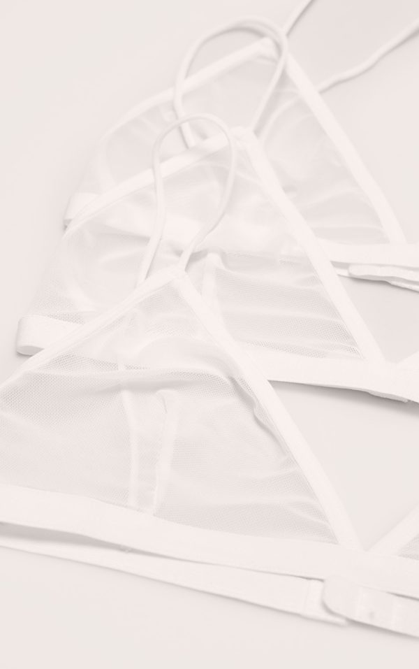 fd6b7119c5a457dda97adebb6eaacfd10ef4ad80_CNL3157_2_white_mesh_pack_of_3_basic_triangle_bra