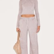 fdfbd1453cf6cb183e71de52eb1576ff0f7344b6_CNL9568_1_light_grey_prettylittlething_washed_low_rise_oversized_wide_leg_joggers