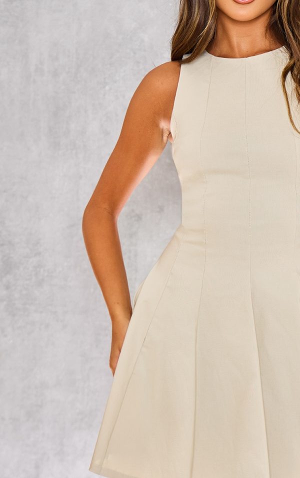 fe58d81e8ce69f77391fa5645398d99d139e756a_CNJ8908_4_stone_stretch_woven_racer_pleated_shift_dress