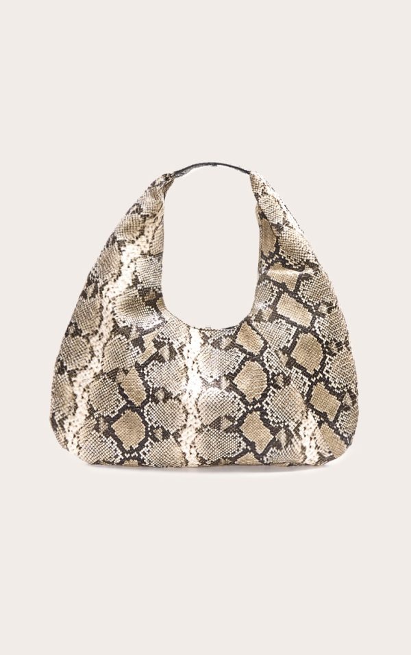 fe70de990419bf31c3ec9f7683a510d2e5859a36_CNM2835_1_snake_print_pu_rounded_tote