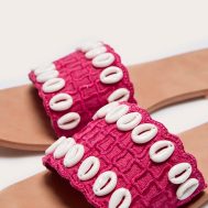 fe925963aae93c9f2779141489f20232ebdb5933_CNJ4670_4_pink_round_toe_stitch_detail_shell_strap_mule_sandals