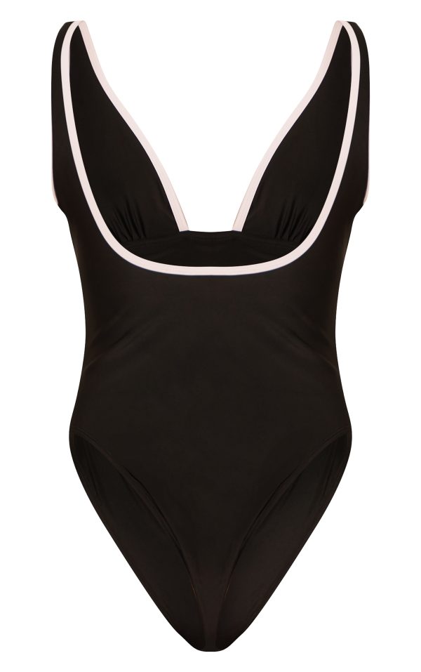 fe981c4e4a9dcd1ffff9ea5826766a7d13b5a429_CNM9387_6_black_contrast_binding_plunge_ruched_swimsuit