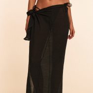 fe99b3c3806bcf41f055334b22cce1842bc7b25c_CNC3618_2_black_textured_woven_beach_sarong