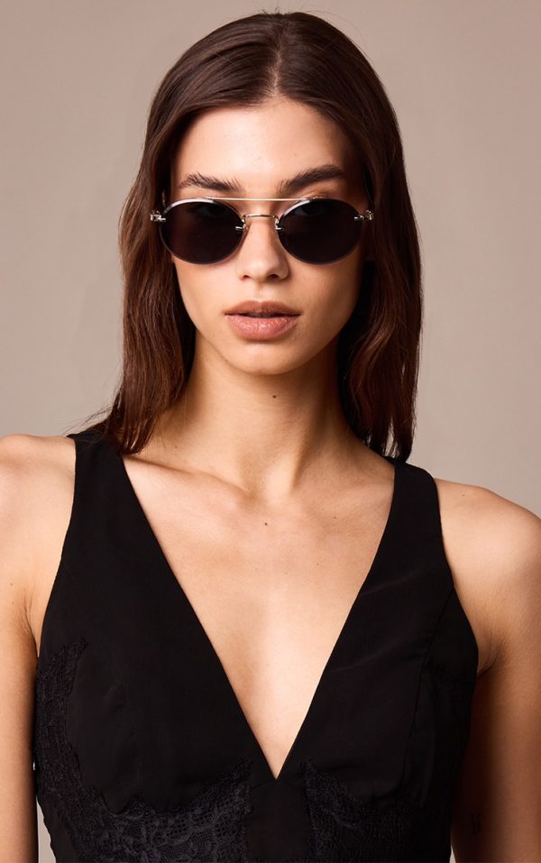 ff65aa2ab20f42d6cf46aa45701ac51a7b5fee54_CNL7838_4_silver_oval_slim_aviator_sunglasses